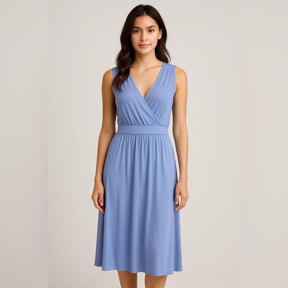 L.L. Bean Dresses & Skirts - 💙 Women’s L.L. Bean Sleeveless Midi Dress – Blue, Rayon Stretch, Size Large 💙